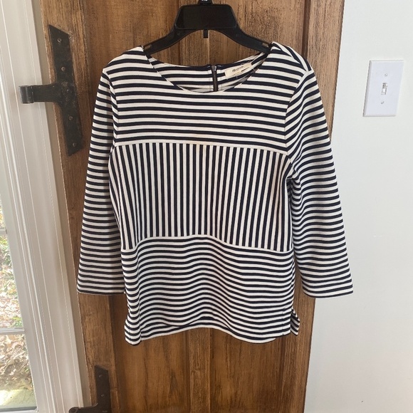 Madewell Tops - Madewell Knit blue and white striped shirt. Size Small